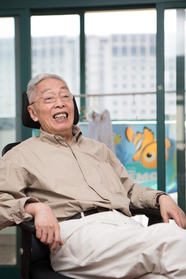 著名翻译家,英汉大词典主编陆谷孙逝世,享年76岁