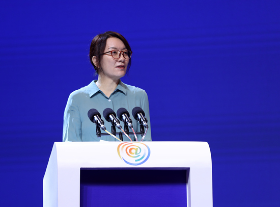 人民日报社副总编辑卢新宁融合让最大变量成为最大增量