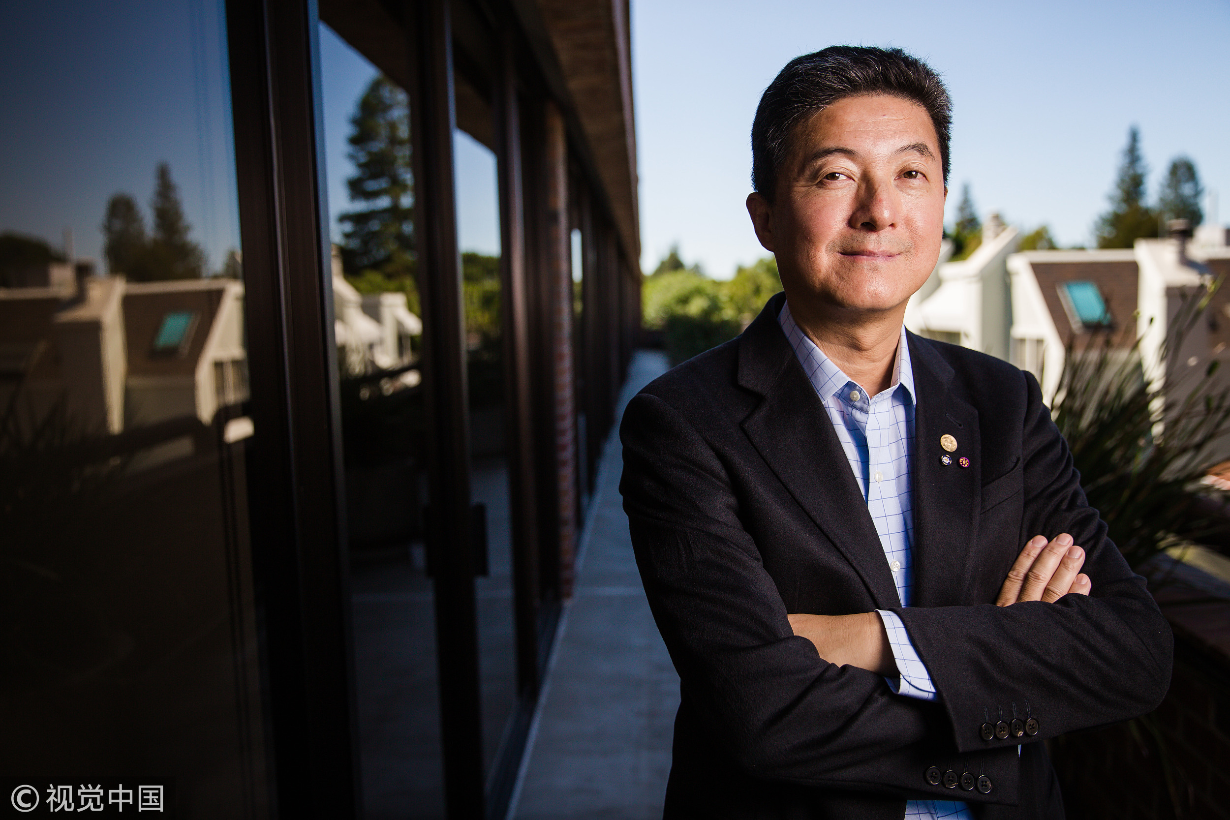 教授告别名利场