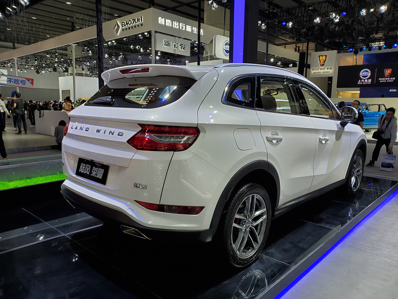 19广州车展 陆风汽车推suv新品 荣耀售价7 99 9 99万元 蓝鲸财经