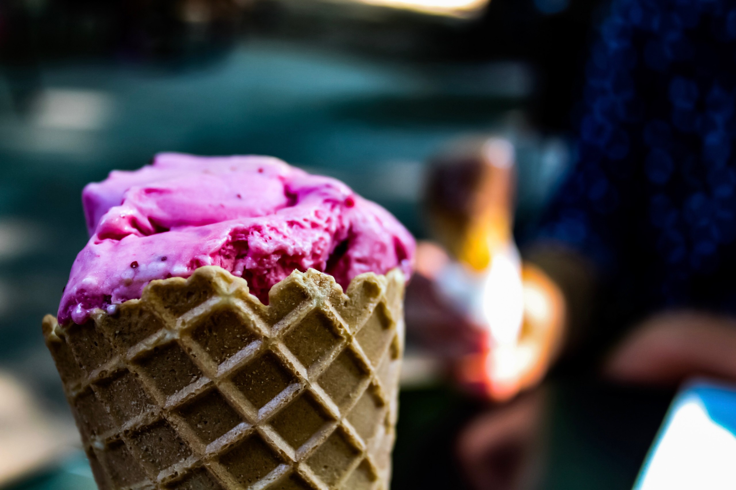 冬天雪糕销量激增,双十一卖出6万支,人类为何开始在冬天吃冷饮?