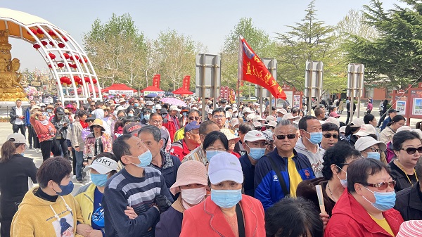 游人如织.JPG