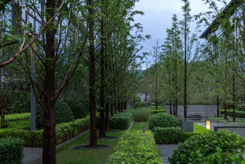 融创香山壹號院开启交付，300余业主即将入住新居-蓝鲸财经